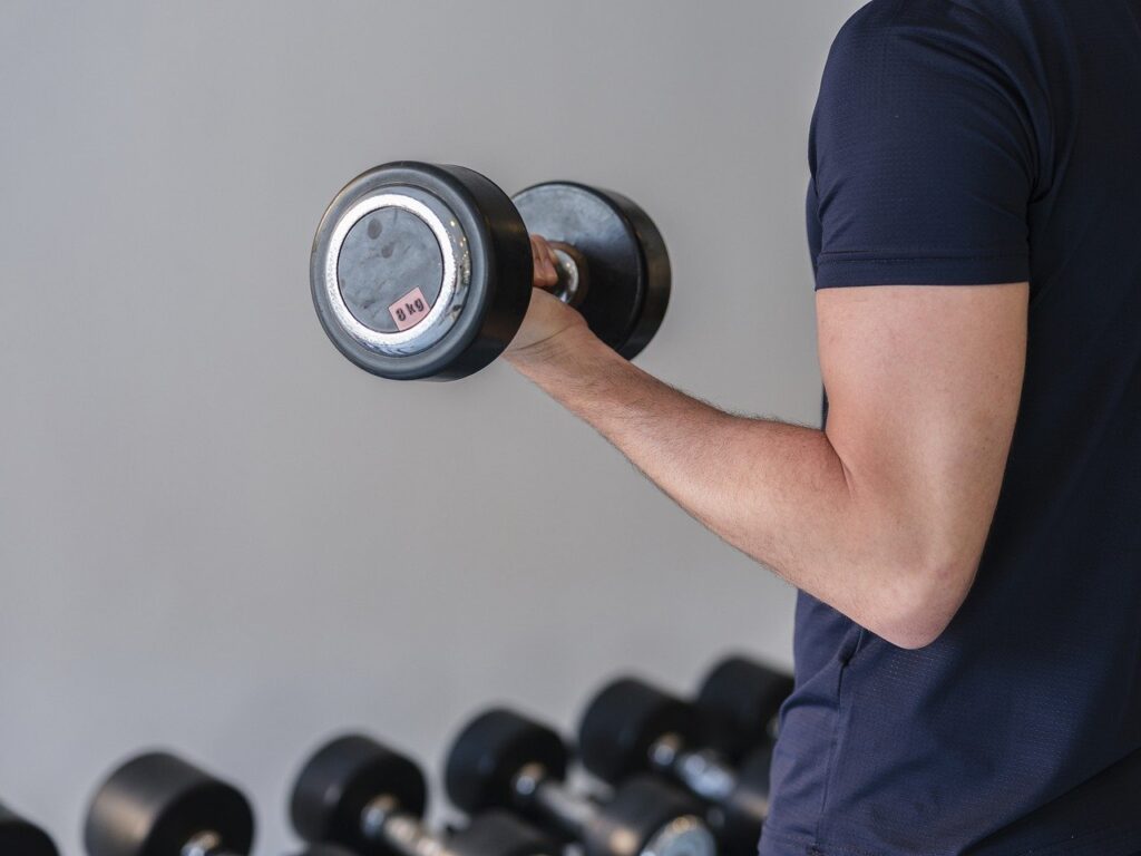 salud metabolica ejercicio de pesas